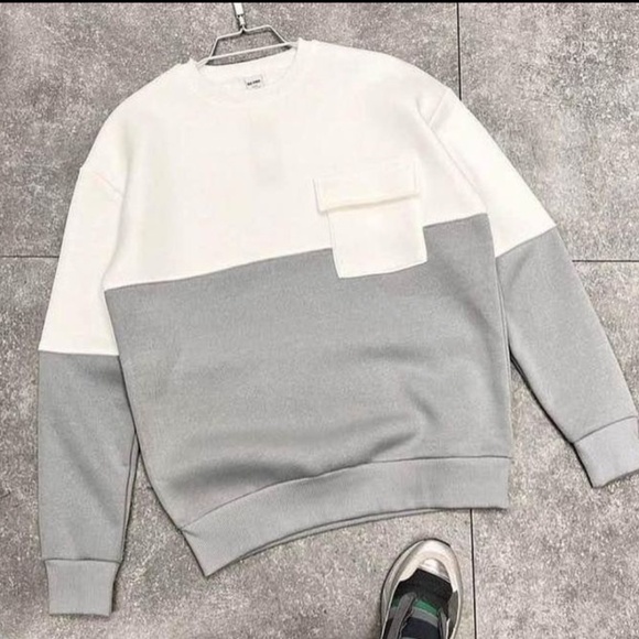 Clothes - Picture 1 of 2